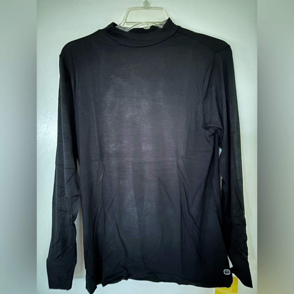 Wink Scrubs Women’s Black Mock Turtleneck size medium
